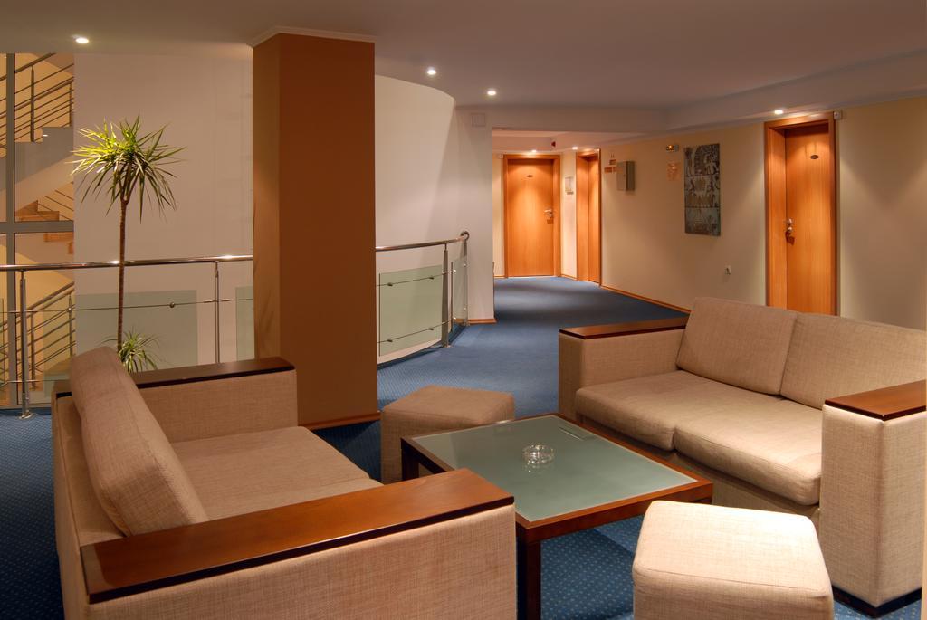 Hotel Luxor Μπουργκάς Εξωτερικό φωτογραφία