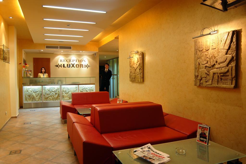Hotel Luxor Μπουργκάς Εξωτερικό φωτογραφία