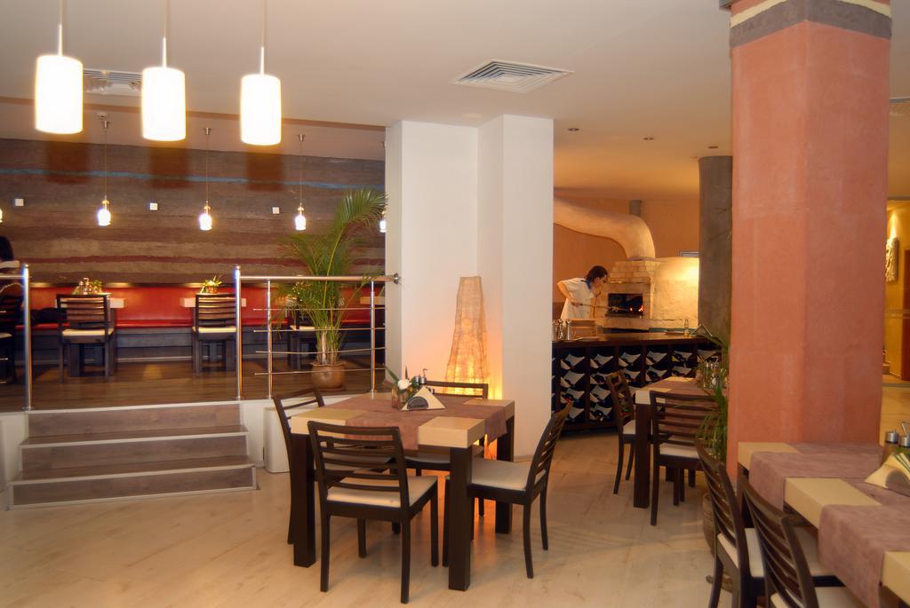 Hotel Luxor Μπουργκάς Εξωτερικό φωτογραφία